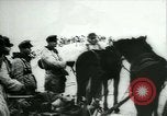 Standbild deutsche Soldaten Vorbereiten für den Kampf mit der sowjetischen Streitkräfte Russland, 1944, aus Sekunde 26 historischem Filmmaterial Videoclip 65675031634