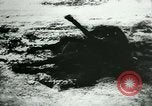 Standbild deutsche Soldaten Vorbereiten für den Kampf mit der sowjetischen Streitkräfte Russland, 1944, aus Sekunde 35 historischem Filmmaterial Videoclip 65675031634