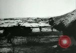 Standbild deutsche Soldaten Vorbereiten für den Kampf mit der sowjetischen Streitkräfte Russland, 1944, aus Sekunde 41 historischem Filmmaterial Videoclip 65675031634