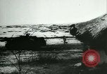 Standbild deutsche Soldaten Vorbereiten für den Kampf mit der sowjetischen Streitkräfte Russland, 1944, aus Sekunde 43 historischem Filmmaterial Videoclip 65675031634