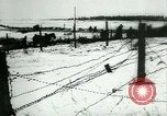 Standbild deutsche Soldaten Vorbereiten für den Kampf mit der sowjetischen Streitkräfte Russland, 1944, aus Sekunde 48 historischem Filmmaterial Videoclip 65675031634