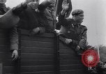 Standbild Blue Division spanische Soldaten Madrid Spanien, 1942, aus Sekunde 49 historischem Filmmaterial Videoclip 65675031637