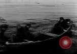 Immagine di I soldati tedeschi navigare di fango e inondazioni Fronte orientale teatro europeo, 1941, secondo 18 filmato di repertorio 65675031640
