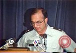 Immagine di American Air Force Officer parla di diritti umani in Nicaragua Nicaragua, 1983, secondo 27 filmato di repertorio 65675031643
