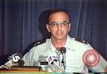Immagine di American Air Force Officer parla di diritti umani in Nicaragua Nicaragua, 1983, secondo 32 filmato di repertorio 65675031643