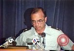 Immagine di American Air Force Officer parla di diritti umani in Nicaragua Nicaragua, 1983, secondo 35 filmato di repertorio 65675031643