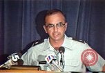 Immagine di American Air Force Officer parla di diritti umani in Nicaragua Nicaragua, 1983, secondo 36 filmato di repertorio 65675031643