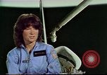 Standbild Astronautin Sally Ride United States USA, 1983, aus Sekunde 41 historischem Filmmaterial Videoclip 65675031652