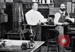 Standbild Glühlampe United States USA, 1923, aus Sekunde 5 historischem Filmmaterial Videoclip 65675031659