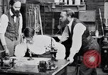 Standbild Glühlampe United States USA, 1923, aus Sekunde 35 historischem Filmmaterial Videoclip 65675031659