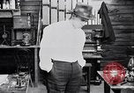 Standbild Glühlampe United States USA, 1923, aus Sekunde 56 historischem Filmmaterial Videoclip 65675031659