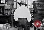 Standbild Glühlampe United States USA, 1923, aus Sekunde 58 historischem Filmmaterial Videoclip 65675031659