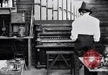 Standbild Glühlampe United States USA, 1923, aus Sekunde 62 historischem Filmmaterial Videoclip 65675031659