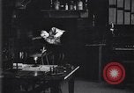 Standbild Glühlampe United States USA, 1923, aus Sekunde 23 historischem Filmmaterial Videoclip 65675031660