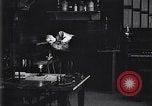 Standbild Glühlampe United States USA, 1923, aus Sekunde 25 historischem Filmmaterial Videoclip 65675031660