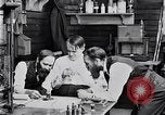 Standbild Glühlampe United States USA, 1923, aus Sekunde 60 historischem Filmmaterial Videoclip 65675031660