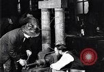 Standbild Glühlampe United States USA, 1923, aus Sekunde 39 historischem Filmmaterial Videoclip 65675031661