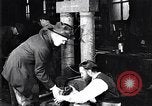Standbild Glühlampe United States USA, 1923, aus Sekunde 41 historischem Filmmaterial Videoclip 65675031661