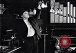 Standbild Glühlampe United States USA, 1923, aus Sekunde 17 historischem Filmmaterial Videoclip 65675031662