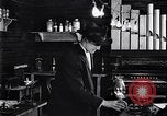 Standbild Glühlampe United States USA, 1923, aus Sekunde 25 historischem Filmmaterial Videoclip 65675031662