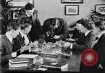 Standbild Glühlampe United States USA, 1923, aus Sekunde 55 historischem Filmmaterial Videoclip 65675031662