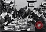 Standbild Glühlampe United States USA, 1923, aus Sekunde 59 historischem Filmmaterial Videoclip 65675031662