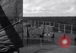 Standbild Segler chop Eis von japanischen leichten Kreuzer Aleutians, 1942, aus Sekunde 21 historischem Filmmaterial Videoclip 65675031671