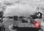 Standbild Segler chop Eis von japanischen leichten Kreuzer Aleutians, 1942, aus Sekunde 28 historischem Filmmaterial Videoclip 65675031671
