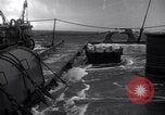 Standbild Segler chop Eis von japanischen leichten Kreuzer Aleutians, 1942, aus Sekunde 49 historischem Filmmaterial Videoclip 65675031671