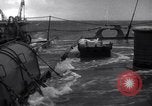 Standbild Segler chop Eis von japanischen leichten Kreuzer Aleutians, 1942, aus Sekunde 50 historischem Filmmaterial Videoclip 65675031671