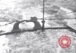 Standbild Segler chop Eis von japanischen leichten Kreuzer Aleutians, 1942, aus Sekunde 56 historischem Filmmaterial Videoclip 65675031671