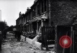Standbild britischen lösen und Wiederaufbau in Battle of Britain Europa, 1941, aus Sekunde 36 historischem Filmmaterial Videoclip 65675031690
