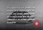 Standbild Zivilschutz United States USA, 1955, aus Sekunde 53 historischem Filmmaterial Videoclip 65675031691