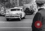 Standbild Zivilschutz United States USA, 1955, aus Sekunde 19 historischem Filmmaterial Videoclip 65675031692