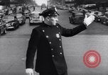 Standbild Zivilschutz United States USA, 1955, aus Sekunde 25 historischem Filmmaterial Videoclip 65675031692