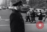 Standbild Zivilschutz United States USA, 1955, aus Sekunde 28 historischem Filmmaterial Videoclip 65675031692