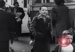 Standbild Zivilschutz United States USA, 1955, aus Sekunde 31 historischem Filmmaterial Videoclip 65675031692
