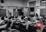 Standbild Zivilschutz United States USA, 1955, aus Sekunde 35 historischem Filmmaterial Videoclip 65675031692