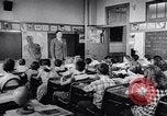 Standbild Zivilschutz United States USA, 1955, aus Sekunde 36 historischem Filmmaterial Videoclip 65675031692