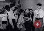 Standbild Zivilschutz United States USA, 1955, aus Sekunde 8 historischem Filmmaterial Videoclip 65675031694