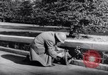 Standbild Zivilschutz United States USA, 1955, aus Sekunde 35 historischem Filmmaterial Videoclip 65675031695