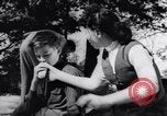 Standbild Zivilschutz United States USA, 1955, aus Sekunde 7 historischem Filmmaterial Videoclip 65675031696