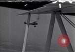 Standbild N2Y-1 Ausbildung Flugzeuge Praxis hookup mit USS Akron New Jersey United States USA, 1932, aus Sekunde 28 historischem Filmmaterial Videoclip 65675031700