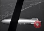 Standbild USS Akron arbeiten in der Nähe von seinem Sockel Lakehurst New Jersey USA, 1932, aus Sekunde 9 historischem Filmmaterial Videoclip 65675031705