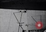 Standbild USS Akron arbeiten in der Nähe von seinem Sockel Lakehurst New Jersey USA, 1932, aus Sekunde 27 historischem Filmmaterial Videoclip 65675031705