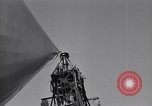 Standbild USS Akron arbeiten in der Nähe von seinem Sockel Lakehurst New Jersey USA, 1932, aus Sekunde 38 historischem Filmmaterial Videoclip 65675031705
