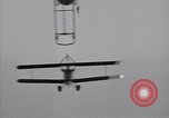 Immagine di USS Akron dirigibile Zeppelin (ZRS-4) in volo Lakehurst New Jersey USA, 1932, secondo 7 filmato di repertorio 65675031707