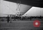 Immagine di USS Akron dirigibile Zeppelin Lakehurst New Jersey United States USA, 1932, secondo 16 filmato di repertorio 65675031708