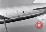 Image USS Akron avec plusieurs Consolidated N2Y-1 les avions en vol New Jersey United States USA, 1932, de la seconde 11 séquences d'archives historiques vidéo 65675031711