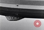 Image USS Akron avec plusieurs Consolidated N2Y-1 les avions en vol New Jersey United States USA, 1932, de la seconde 46 séquences d'archives historiques vidéo 65675031711